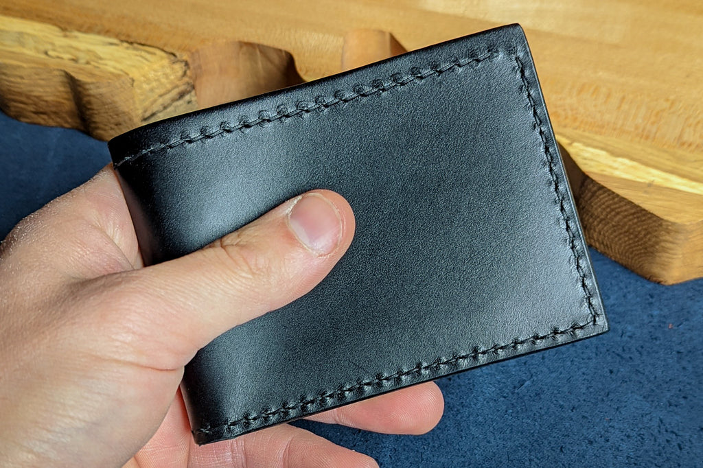 Bi-Fold - Black Buttero