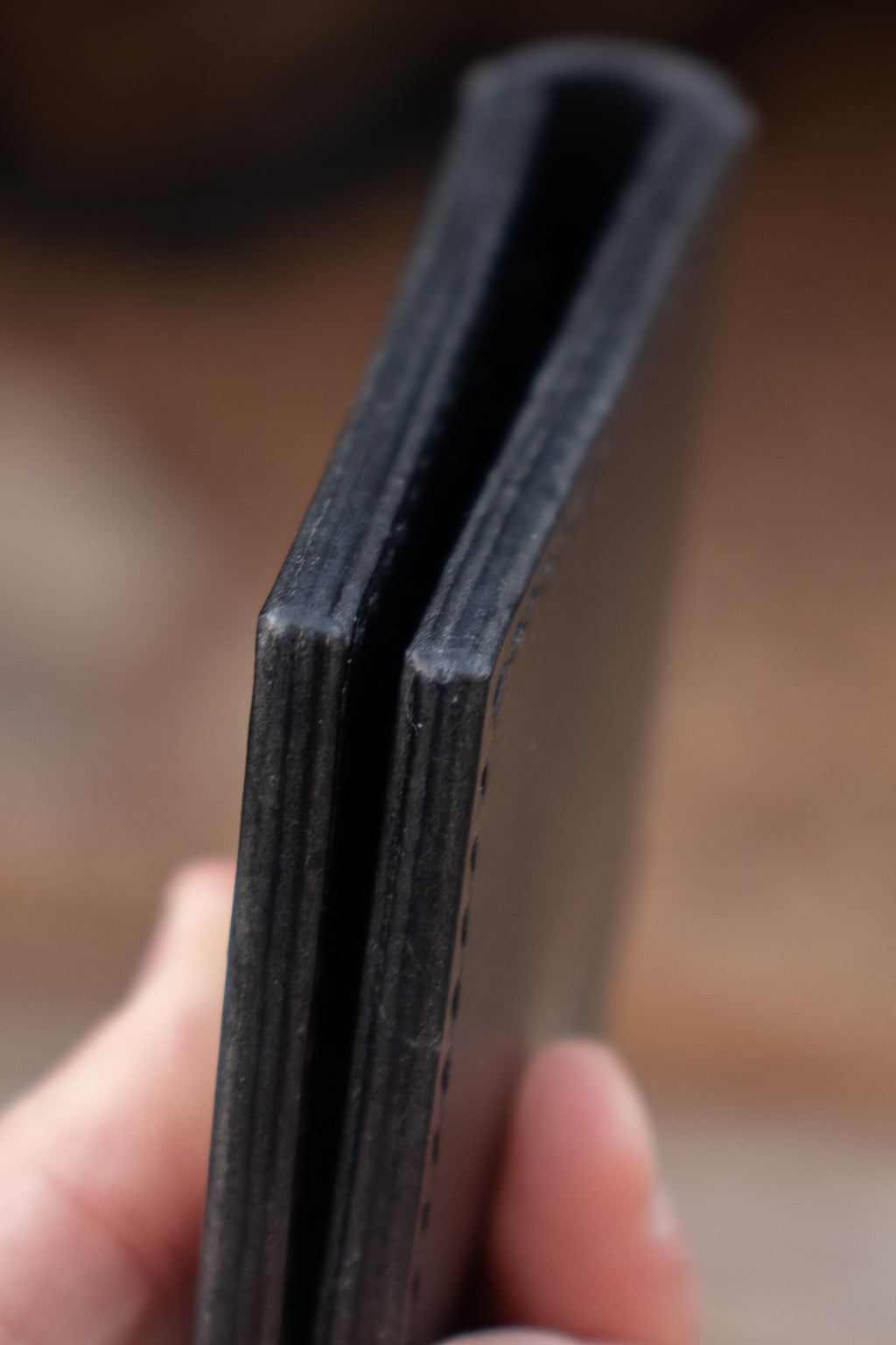 Bi-Fold - Black Buttero