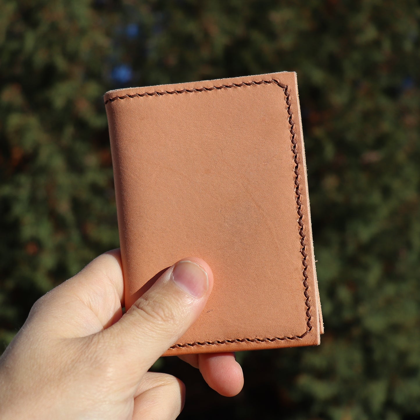 Made to Order Emerald Green and Natural Vegetable Tanned Italian Leather Minimalist Card Wallet Front Pocket Holder Brown Thread Hand Made 7 Pocket /